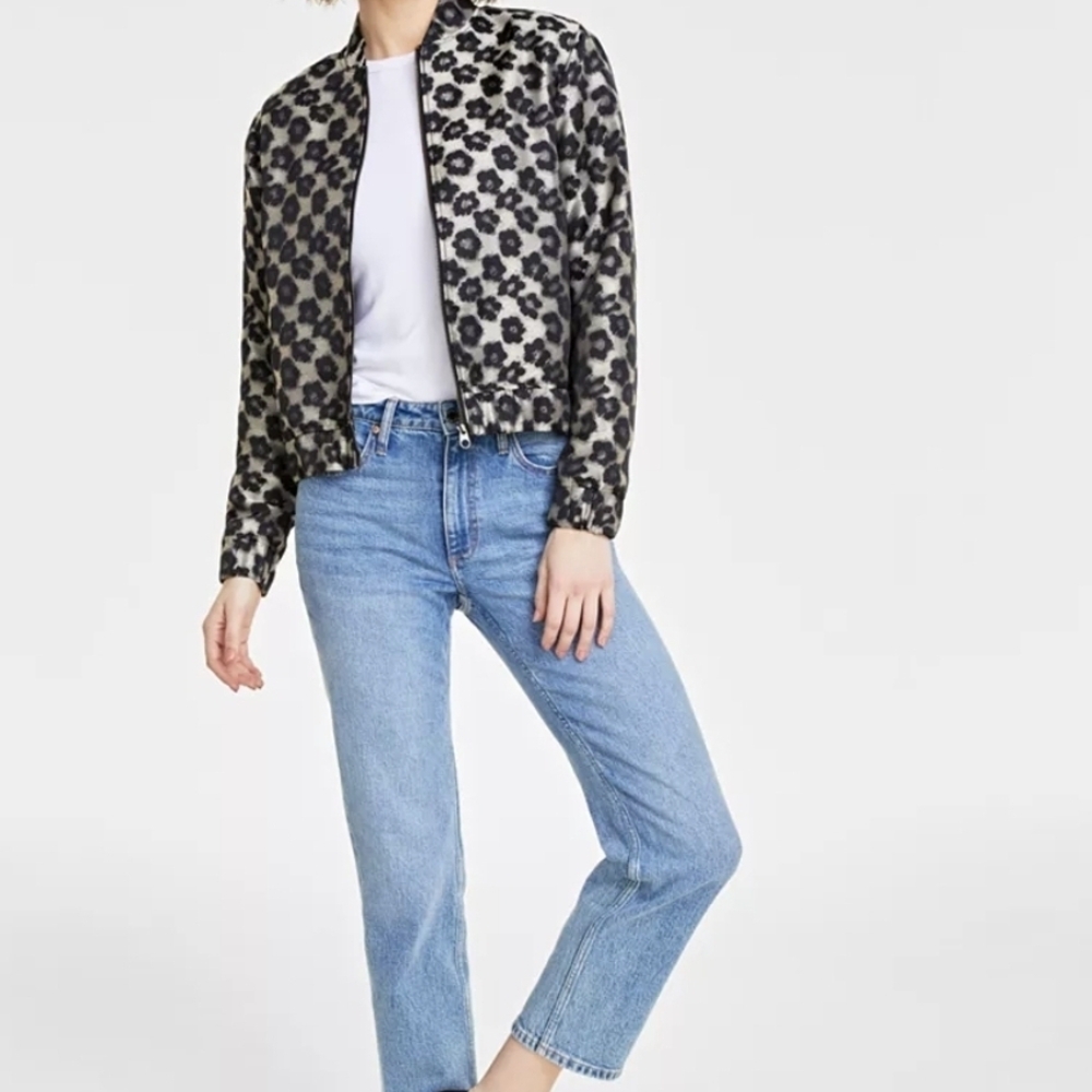 ON•34th Women's Black and Cream Bomber Jacket - Picture 5 of 8